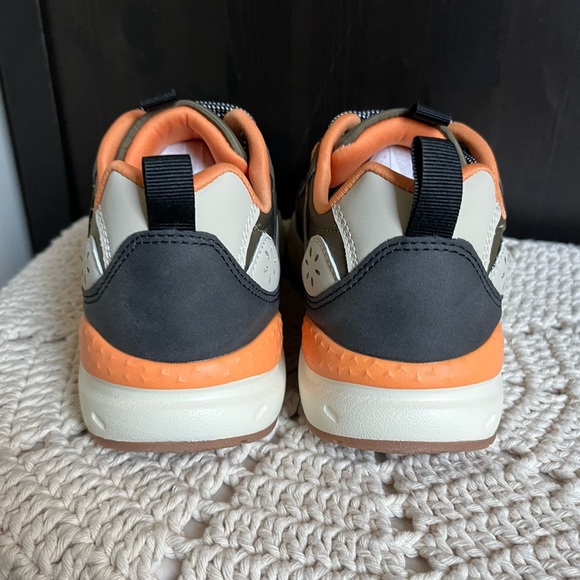 NIB NICOLE MILLER Olive Multi Flown Sneakers Color Block Retro size 9 - Picture 11 of 16